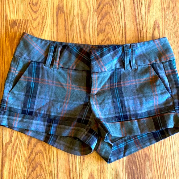 Bulk sale! Bundle of 5 pairs of shorts! - Picture 3 of 6